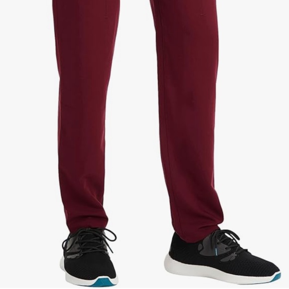 fabletics men straight leg scrub pants - Picture 3 of 3